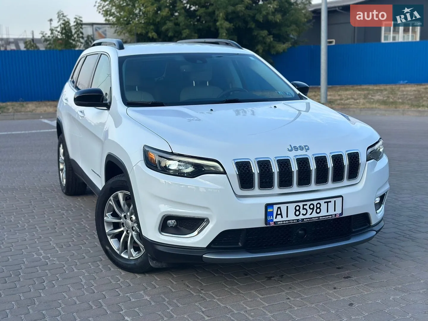 2022 Jeep Cherokee - мініатюра 9