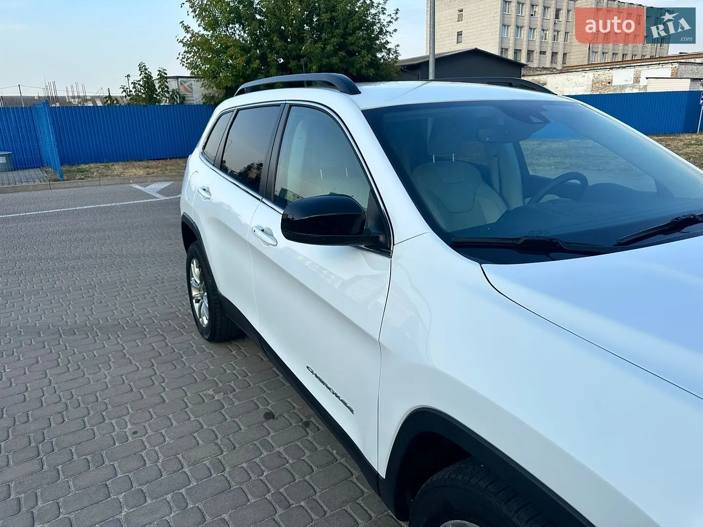 2022 Jeep Cherokee - мініатюра 60