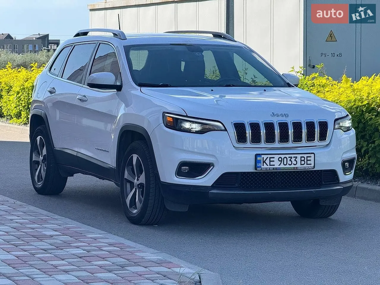 2020 Jeep Cherokee - фото 1