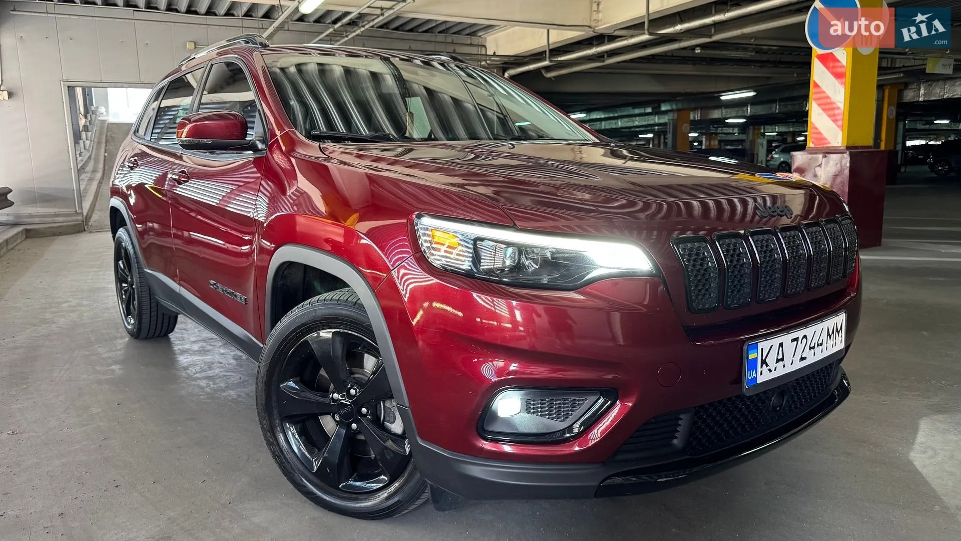 2020 Jeep Cherokee - мініатюра 3
