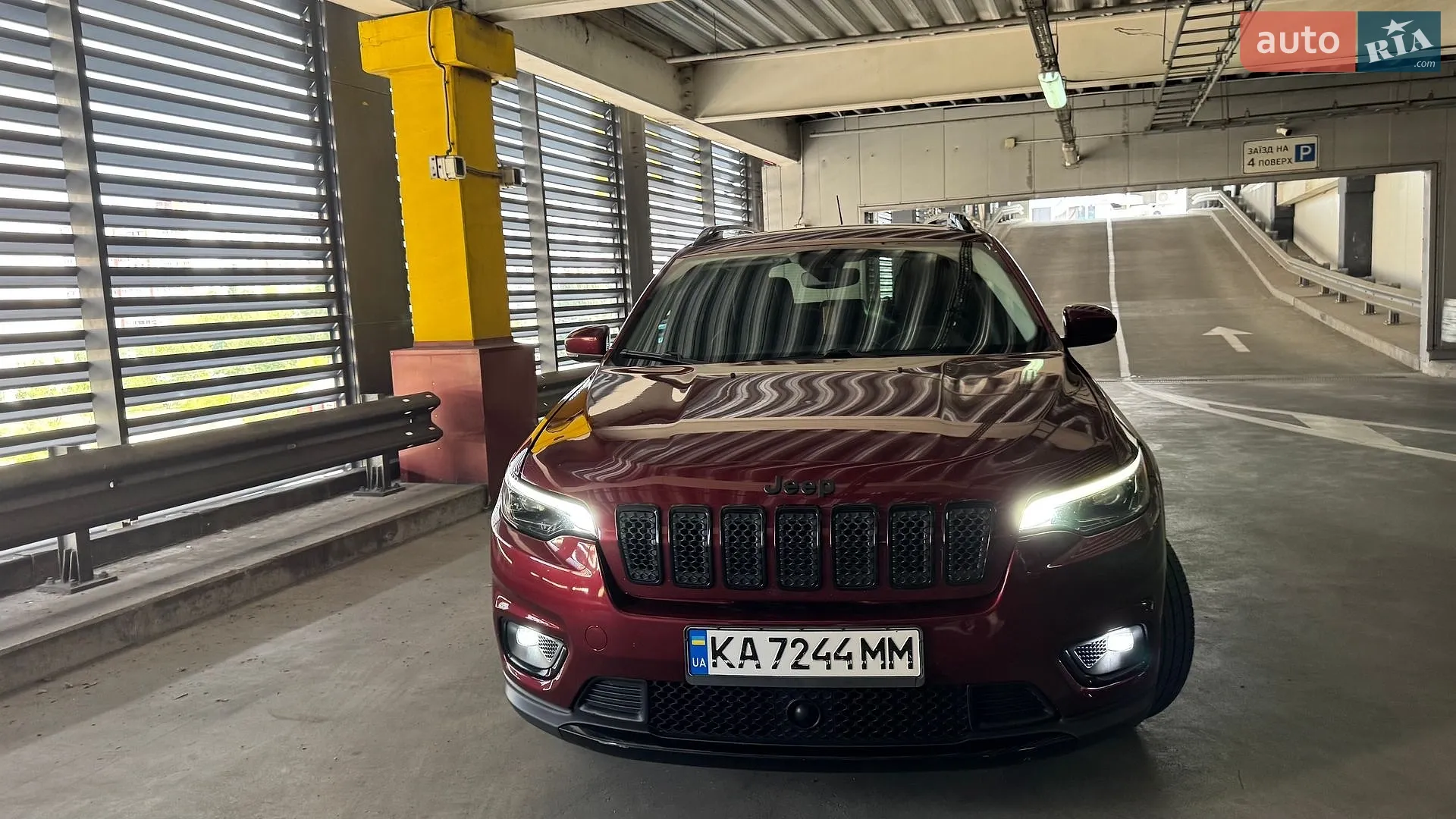 2020 Jeep Cherokee - мініатюра 4