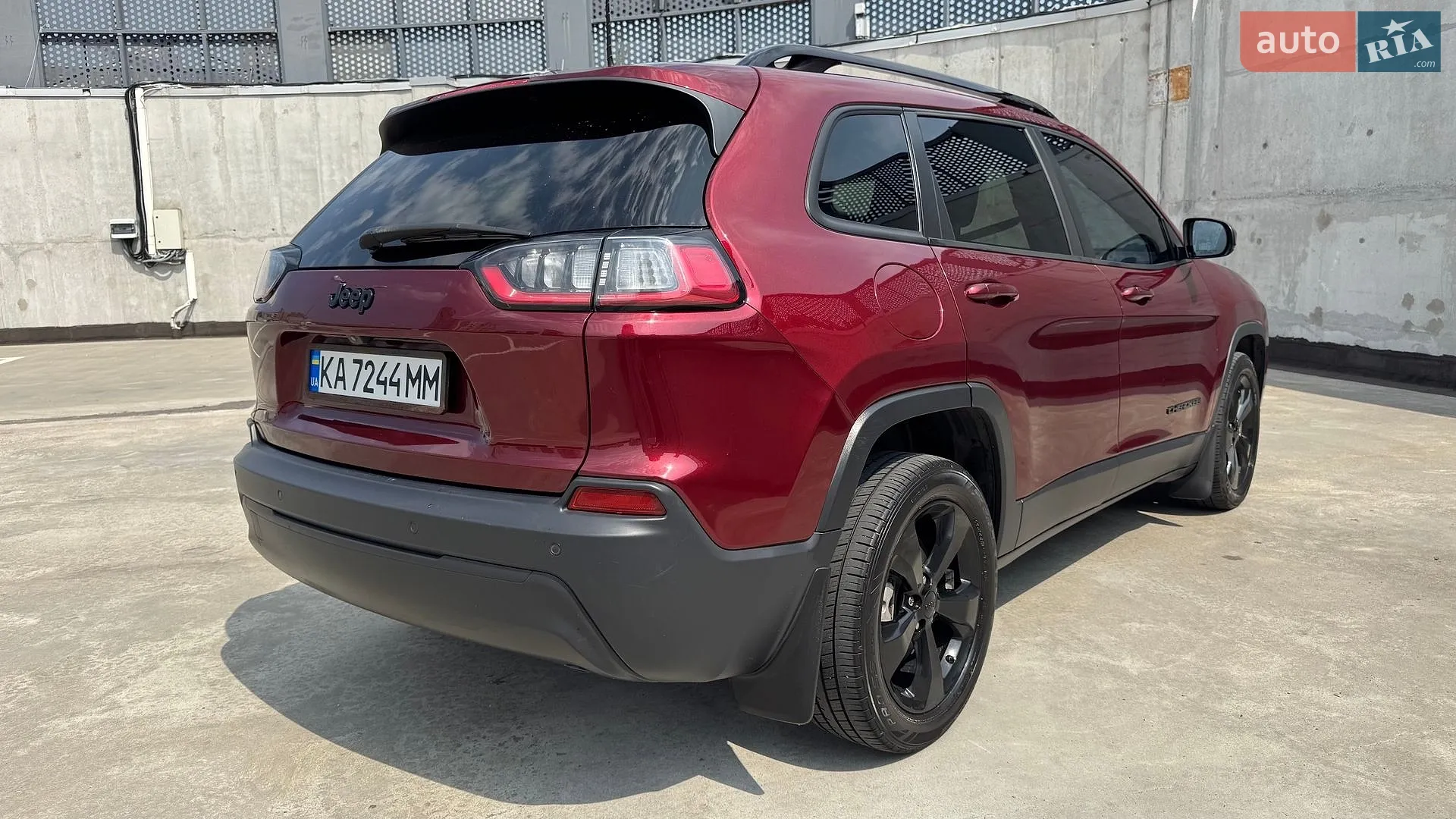 2020 Jeep Cherokee - мініатюра 13