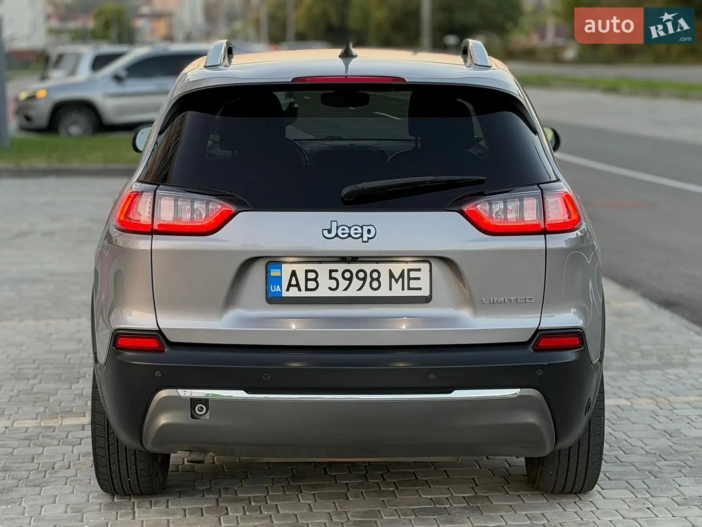 2019 Jeep Cherokee - мініатюра 16