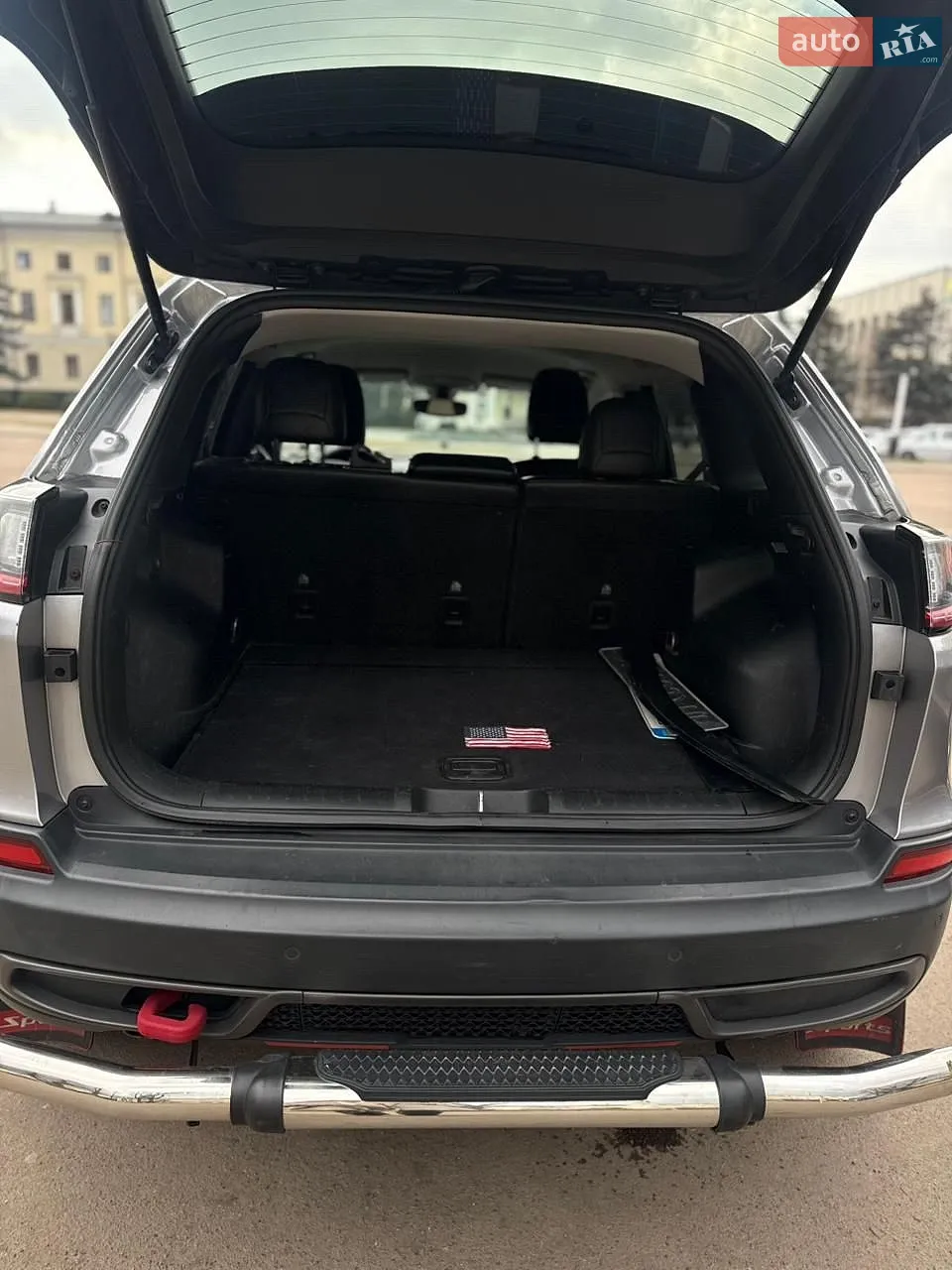 2018 Jeep Cherokee - мініатюра 12
