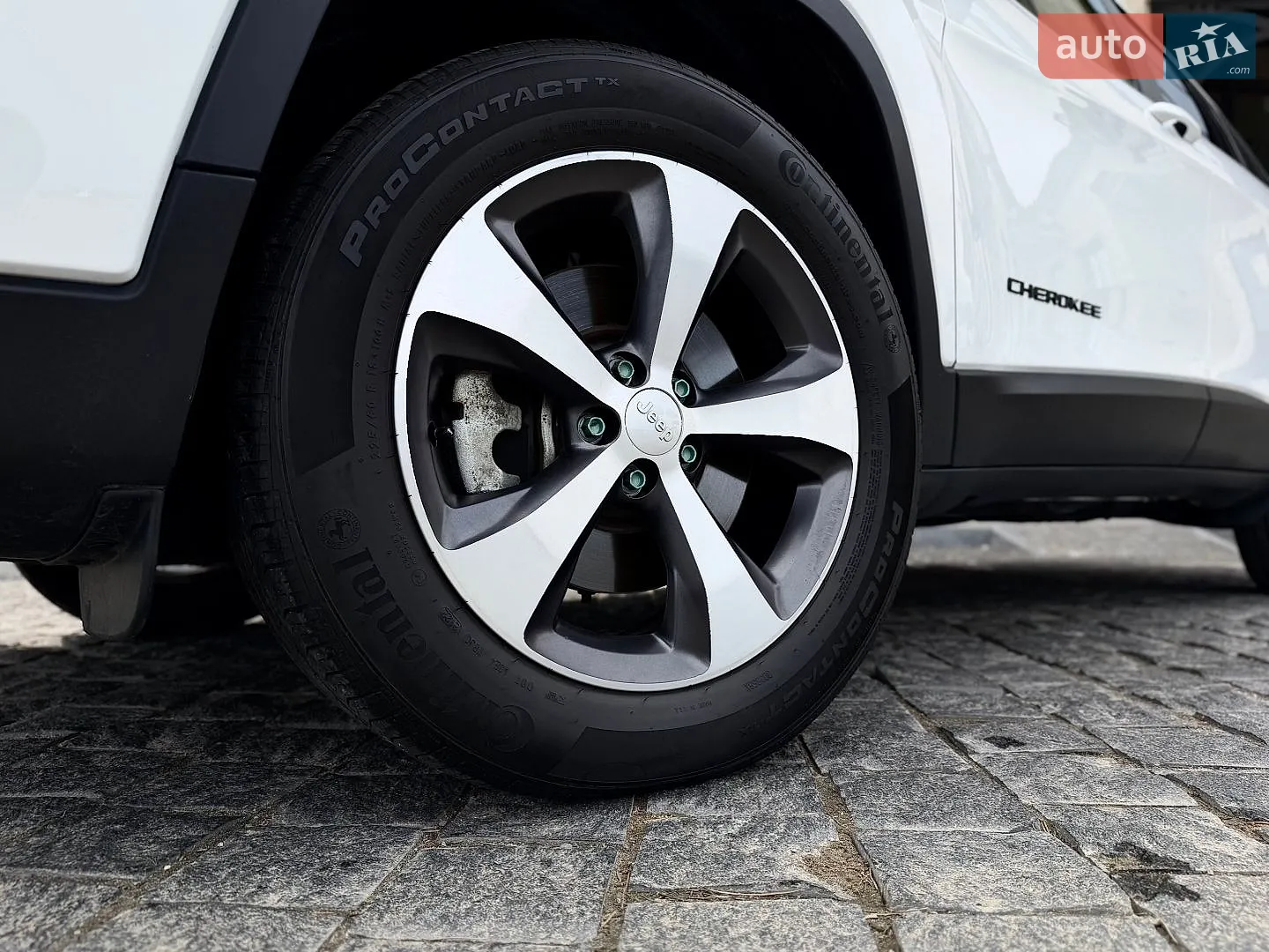 2022 Jeep Cherokee - мініатюра 12