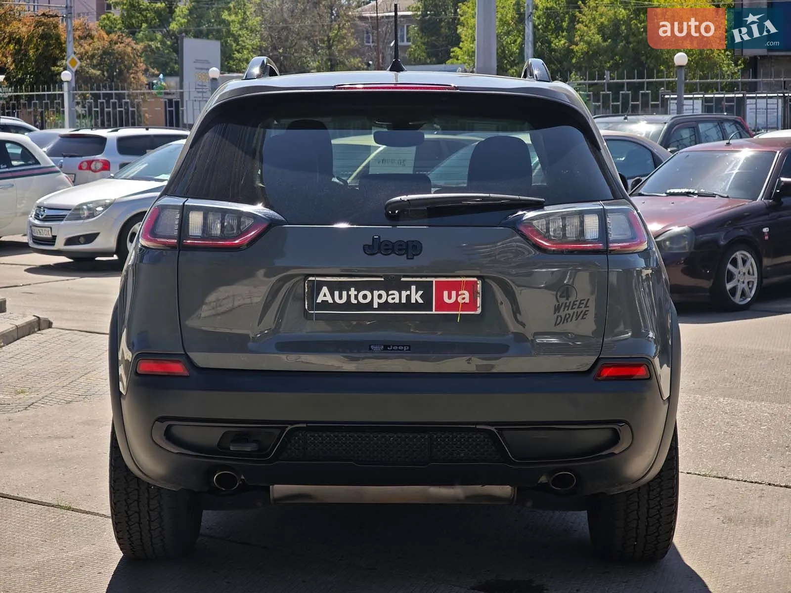 2022 Jeep Cherokee - мініатюра 14