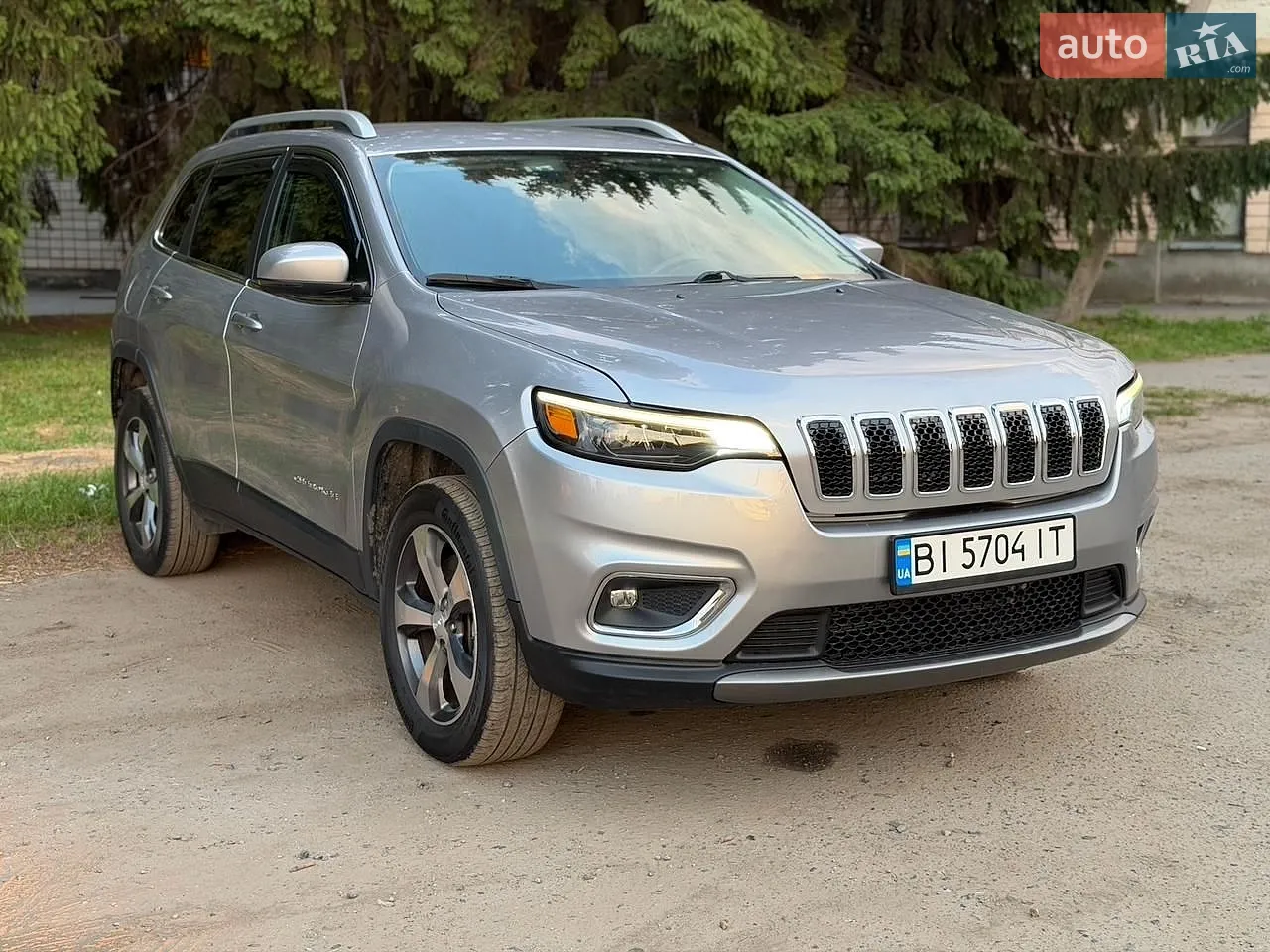 2019 Jeep Cherokee - мініатюра 4