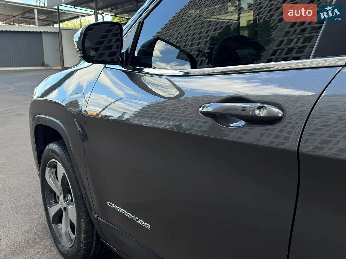 2019 Jeep Cherokee - мініатюра 11
