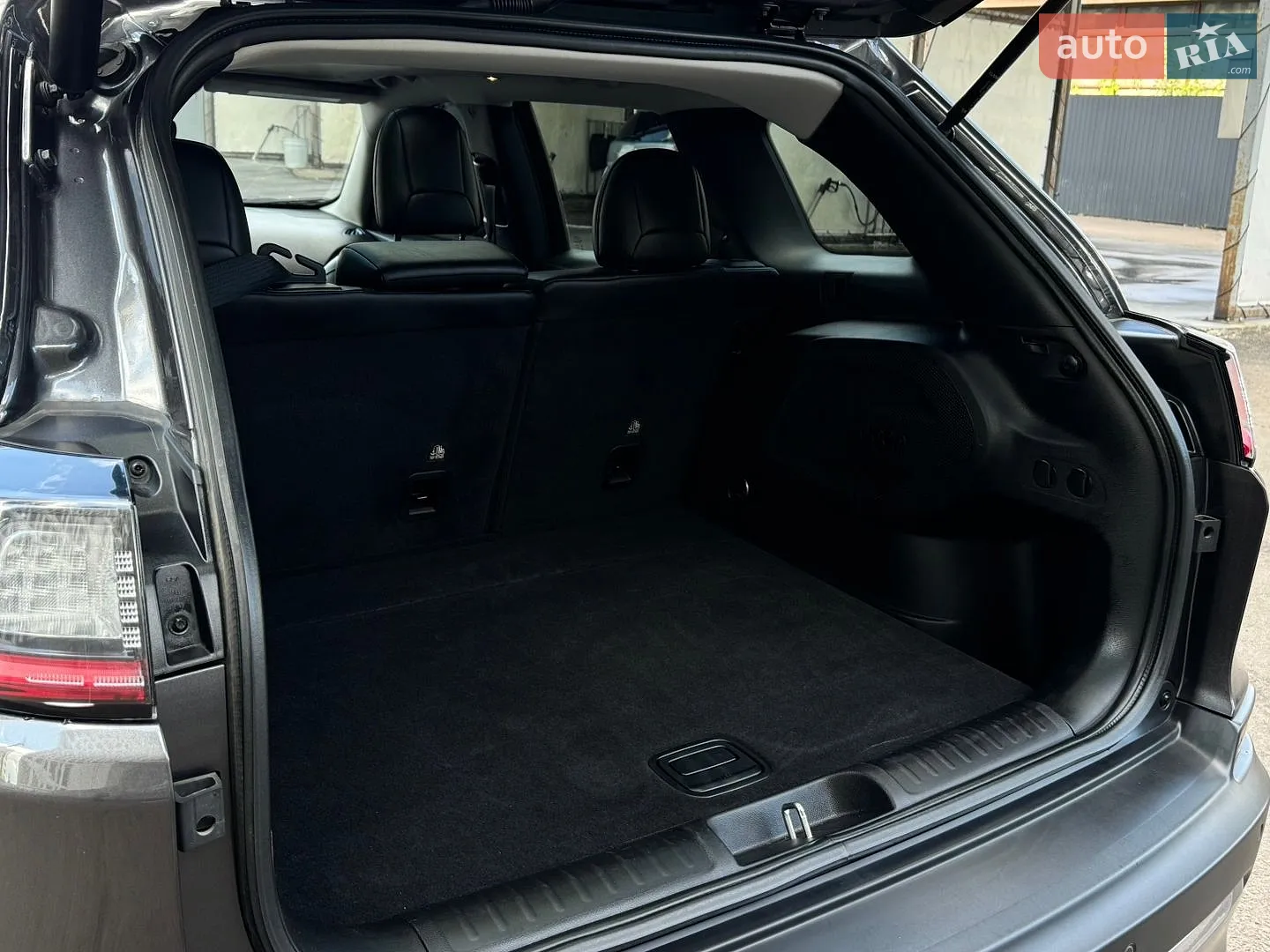 2019 Jeep Cherokee - мініатюра 33