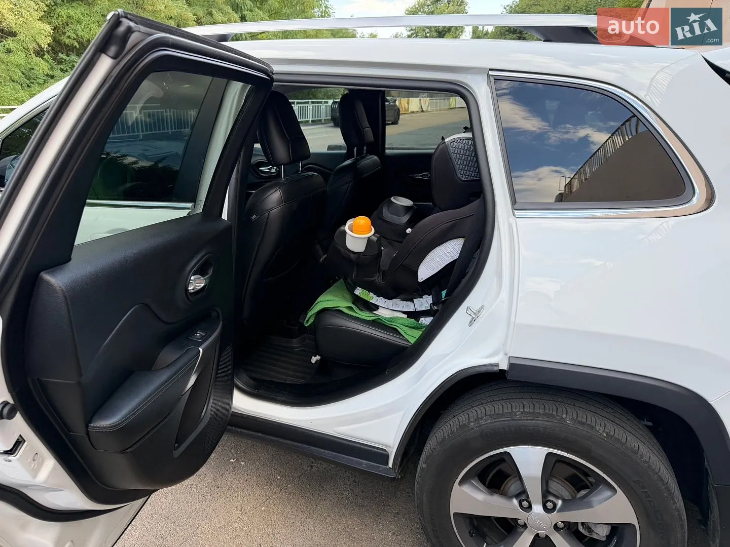 2021 Jeep Cherokee - мініатюра 9