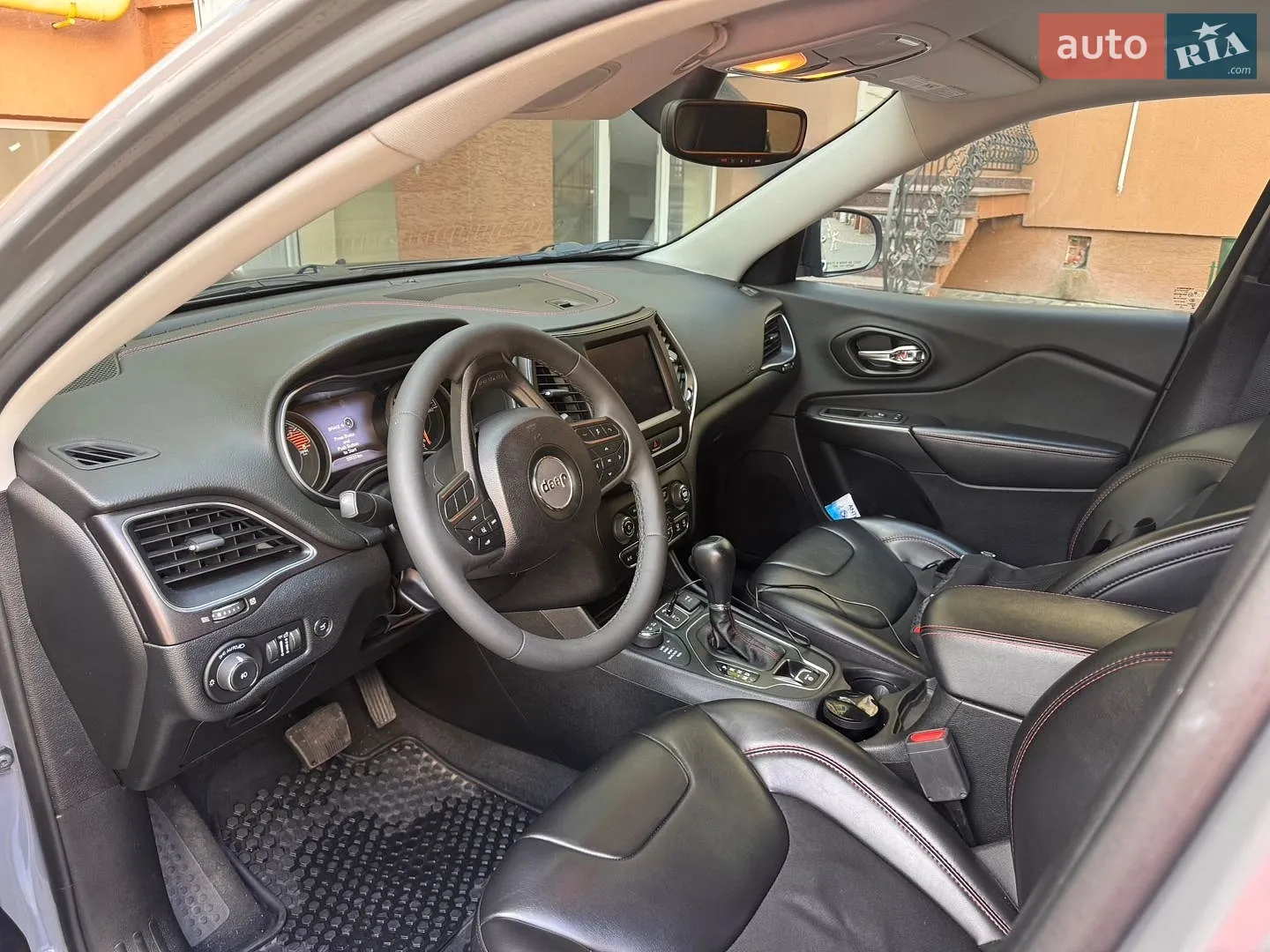 2022 Jeep Cherokee - мініатюра 8