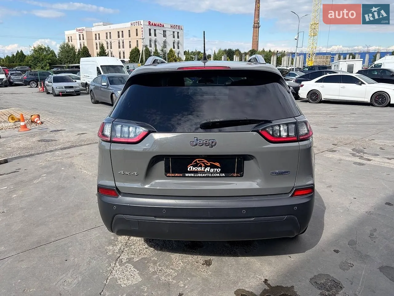 2019 Jeep Cherokee - мініатюра 6