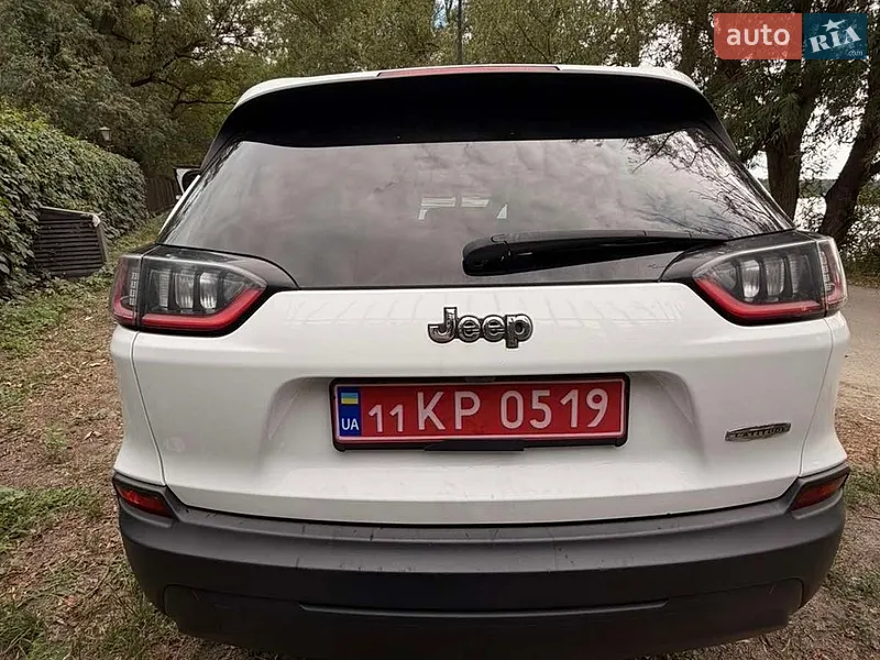 Jeep Cherokee