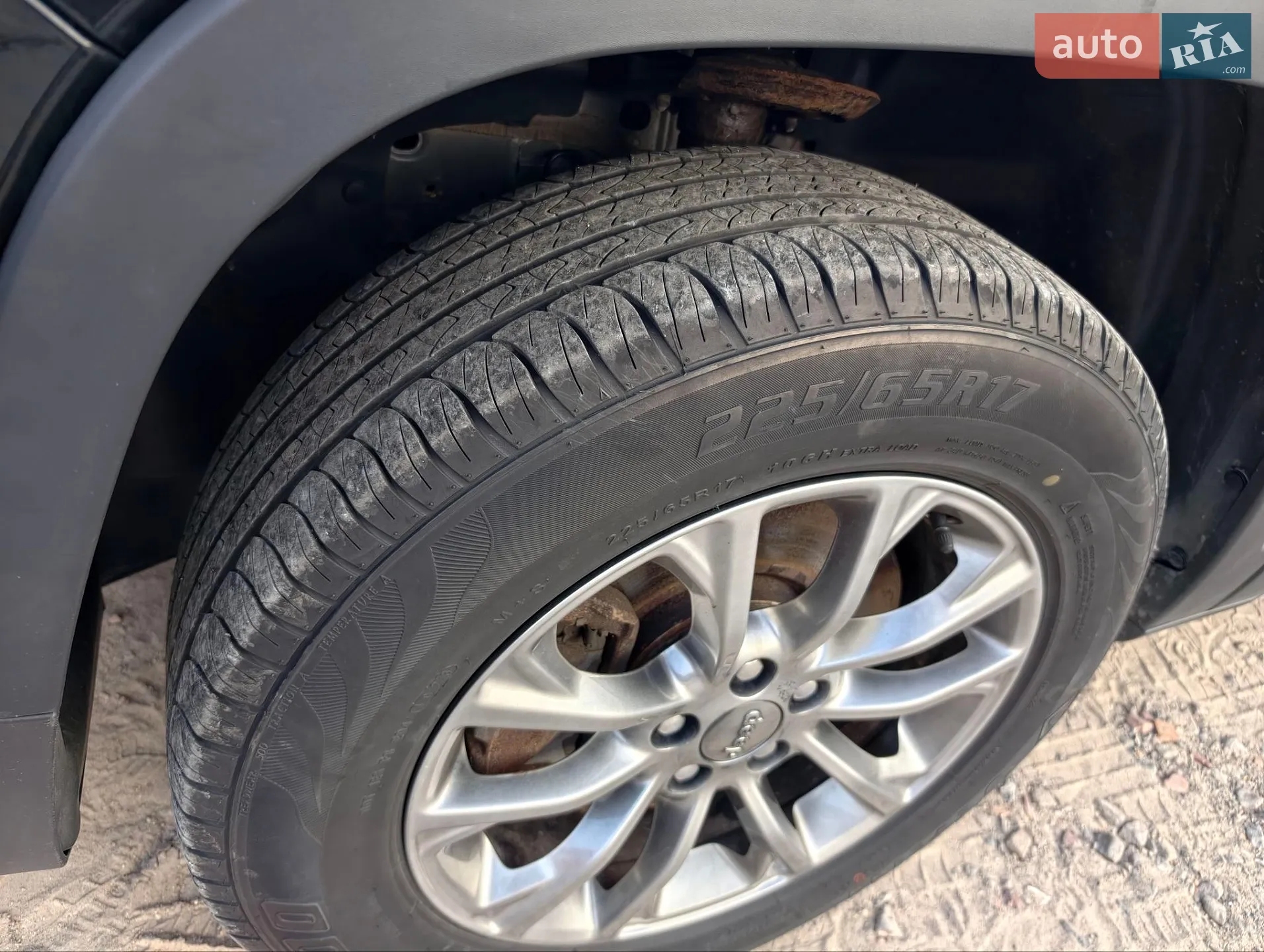 2019 Jeep Cherokee - мініатюра 16