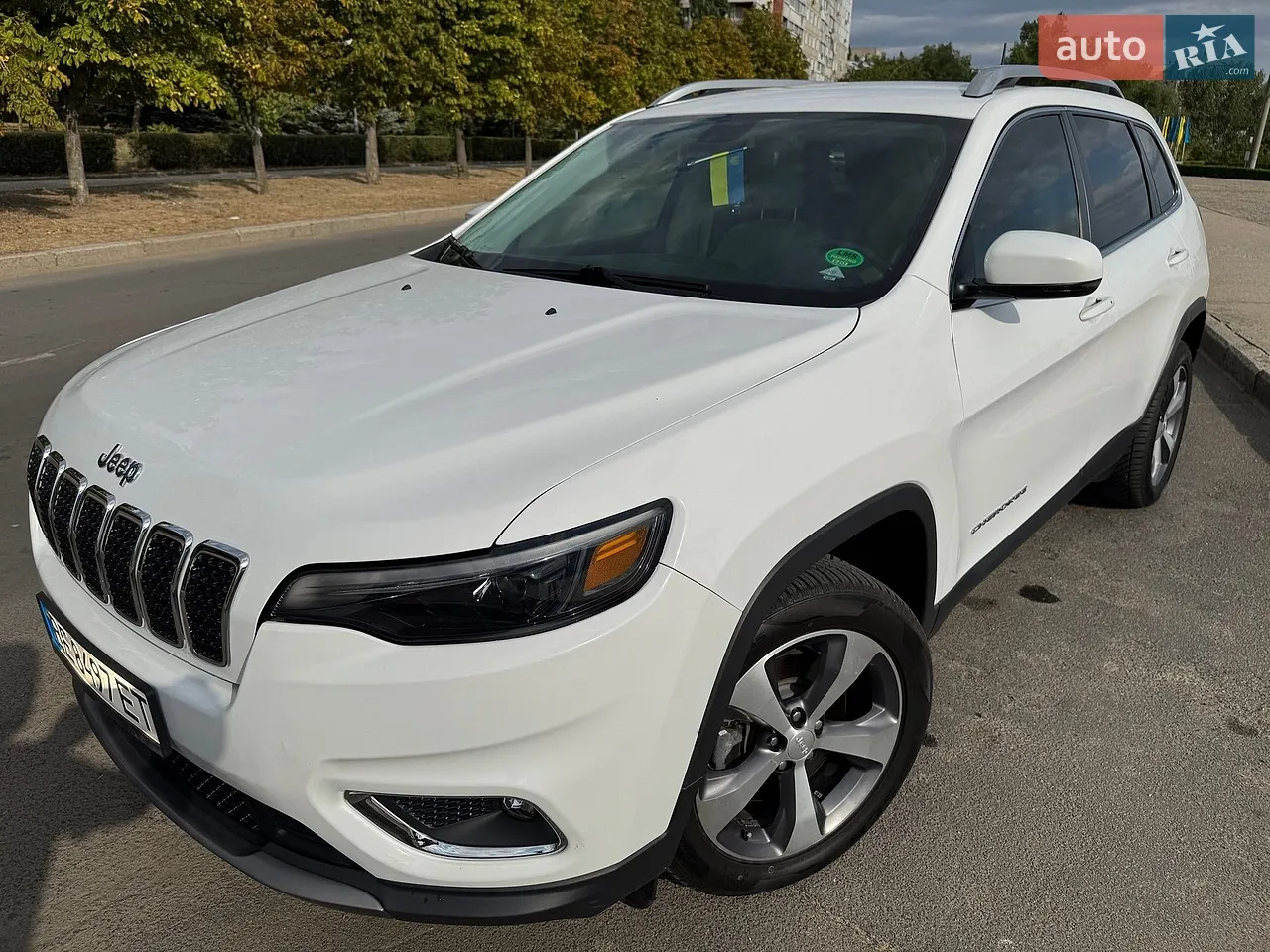 2019 Jeep Cherokee - мініатюра 38