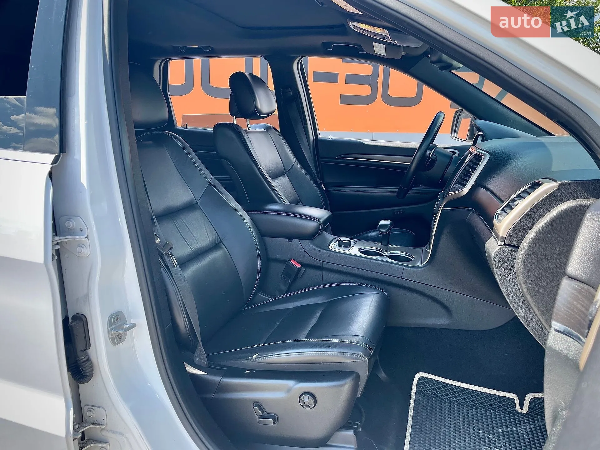2013 Jeep Grand Cherokee - мініатюра 10