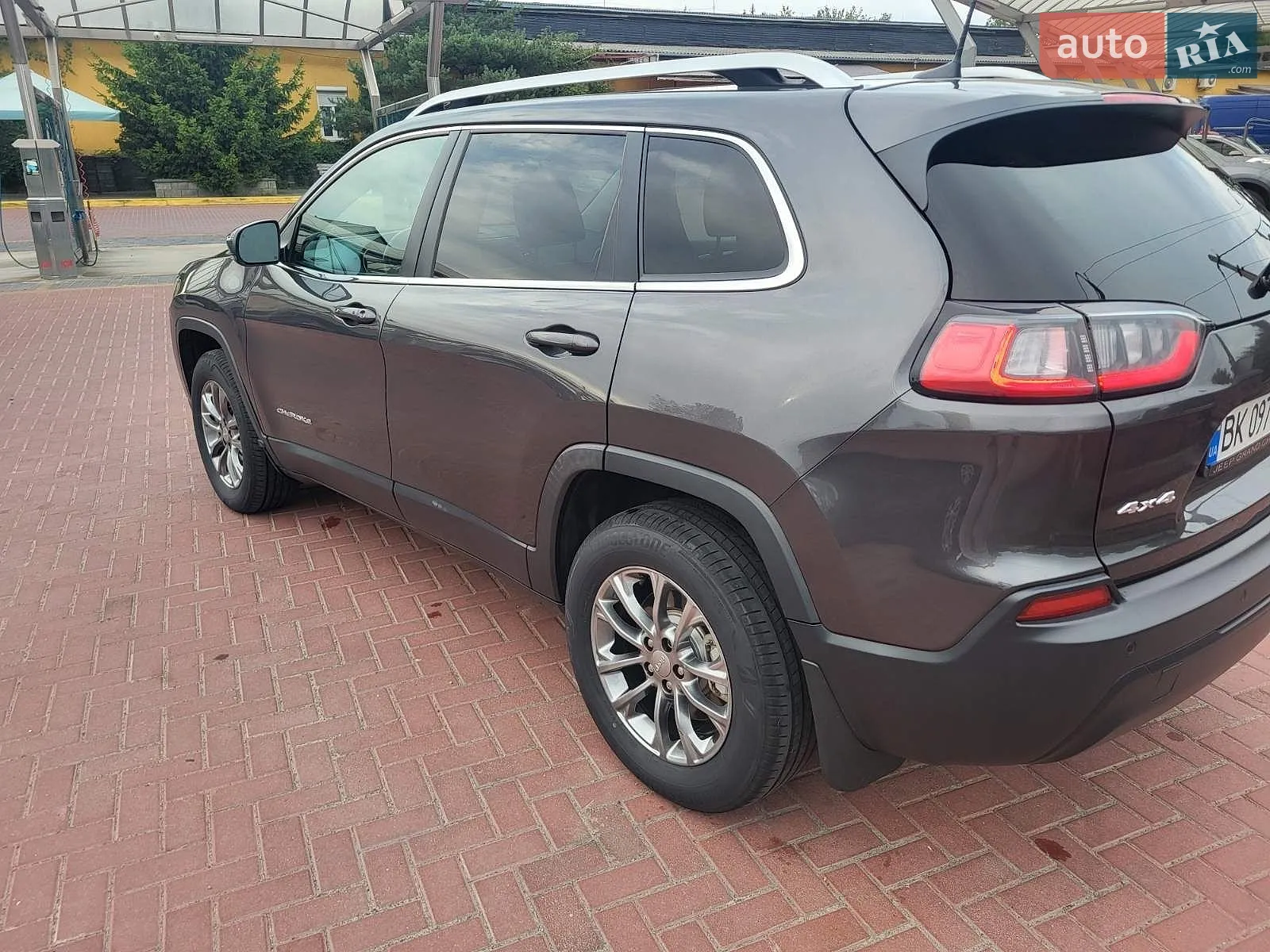 2019 Jeep Cherokee - мініатюра 5