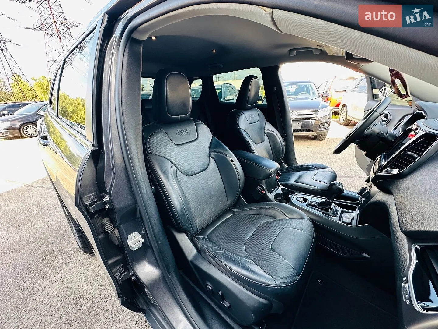 2019 Jeep Cherokee - мініатюра 34