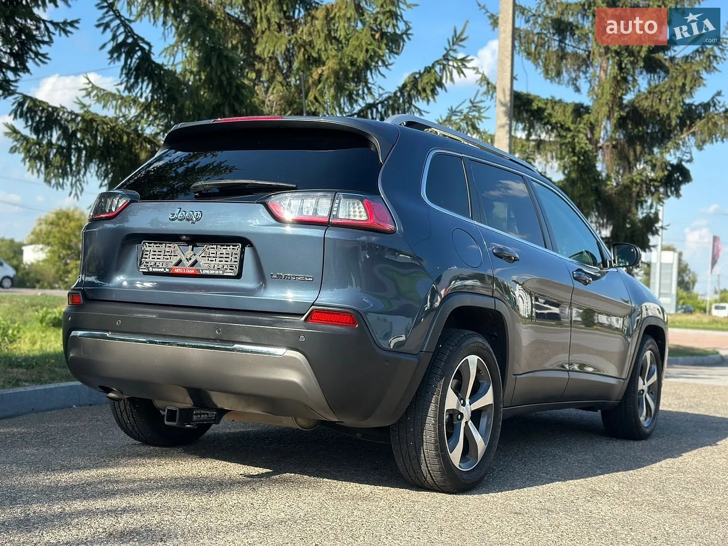2019 Jeep Cherokee - мініатюра 2