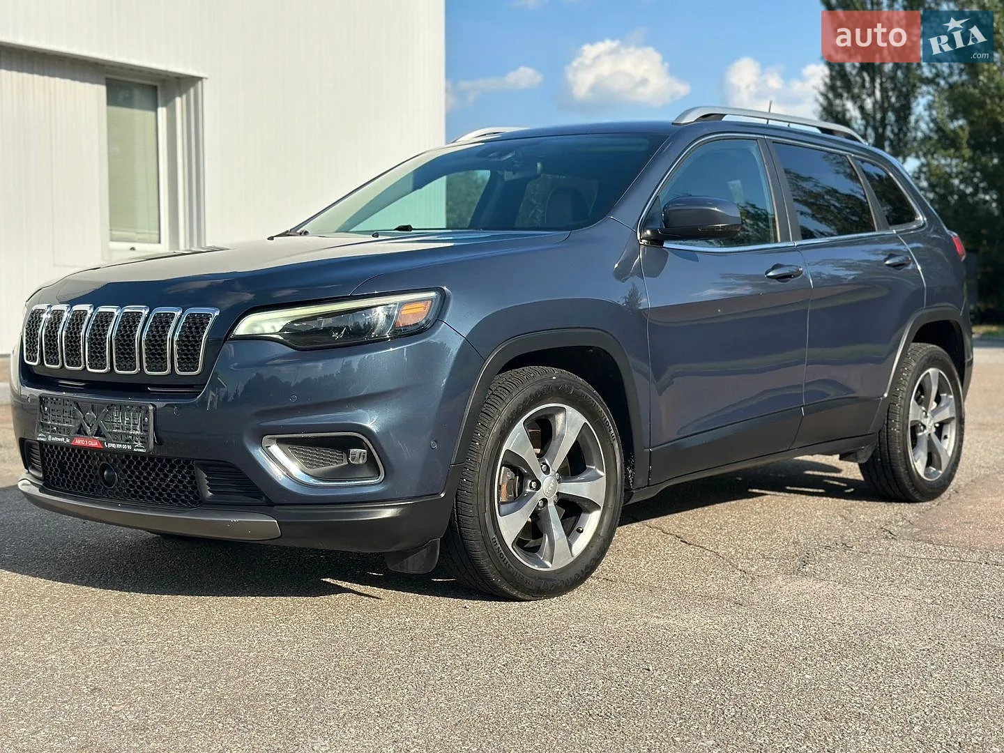 2019 Jeep Cherokee - мініатюра 17