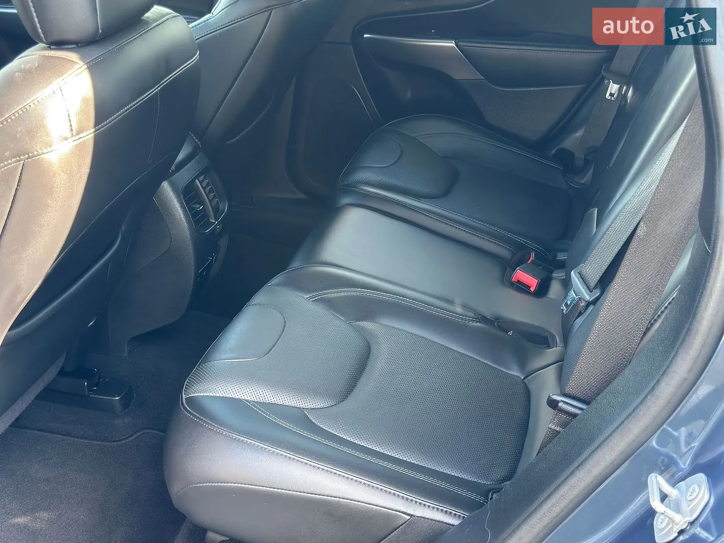 2019 Jeep Cherokee - мініатюра 29