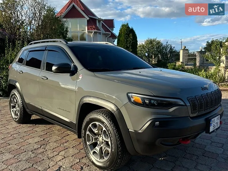 Jeep Cherokee