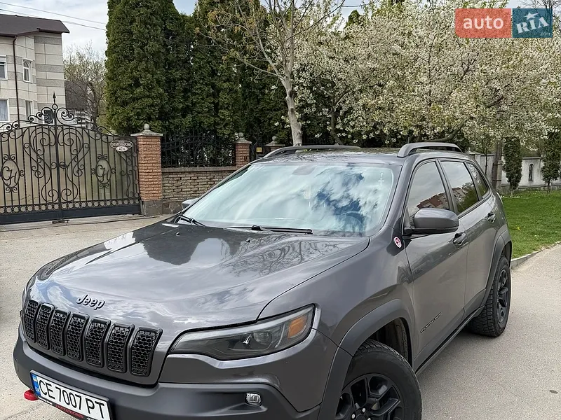Jeep Cherokee