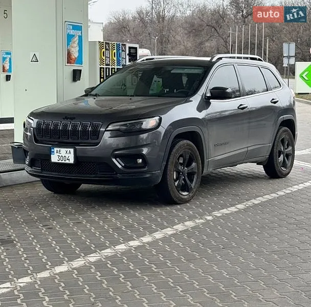Jeep Cherokee