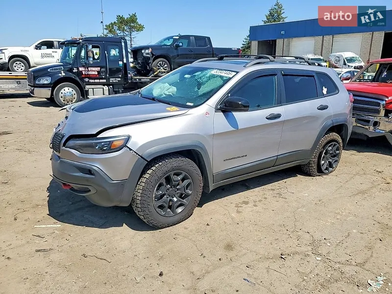 Jeep Cherokee