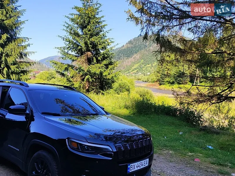 Jeep Cherokee
