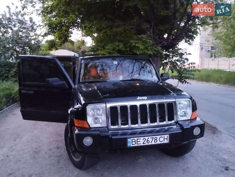 Внедорожник / Кроссовер Jeep Commander 2006 в 