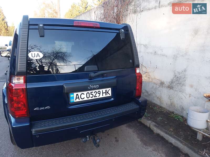 Внедорожник / Кроссовер Jeep Commander 2005 в Луцке