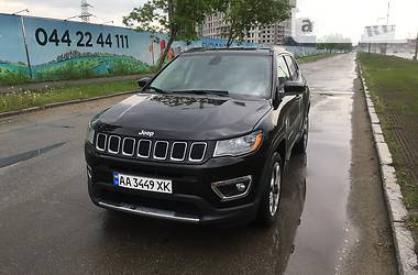 Внедорожник / Кроссовер Jeep Compass 2017 в Киеве