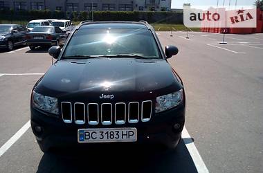 Внедорожник / Кроссовер Jeep Compass 2012 в 