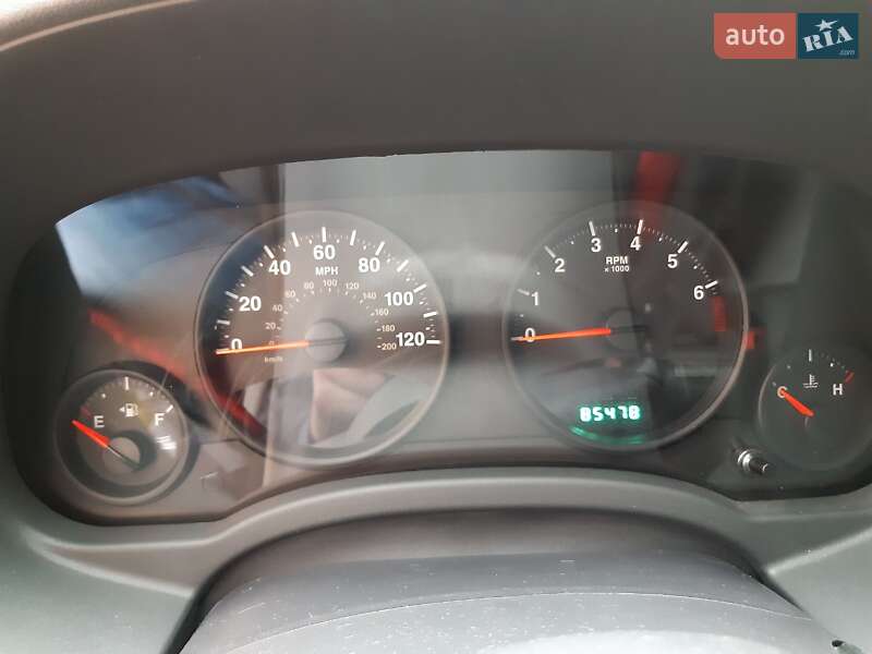 Внедорожник / Кроссовер Jeep Compass 2012 в Ровно