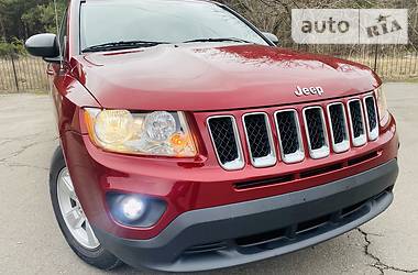Позашляховик / Кросовер Jeep Compass 2013 в 