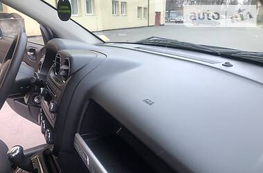 Позашляховик / Кросовер Jeep Compass 2016 в 