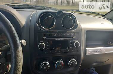 Позашляховик / Кросовер Jeep Compass 2016 в 