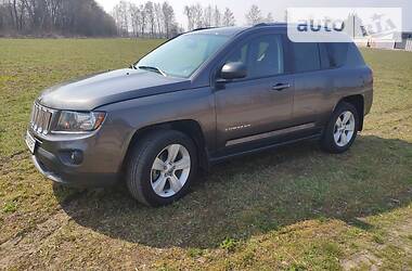 Позашляховик / Кросовер Jeep Compass 2016 в 