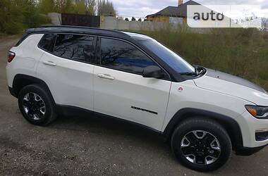 Позашляховик / Кросовер Jeep Compass 2018 в 