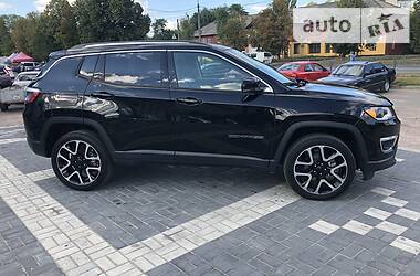 Внедорожник / Кроссовер Jeep Compass 2017 в Чернигове