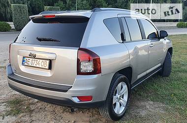 Внедорожник / Кроссовер Jeep Compass 2015 в Днепре