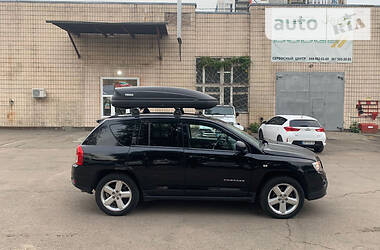 Внедорожник / Кроссовер Jeep Compass 2011 в Киеве