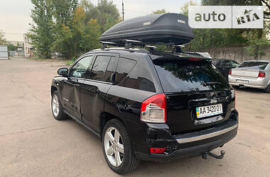 Позашляховик / Кросовер Jeep Compass 2011 в Києві