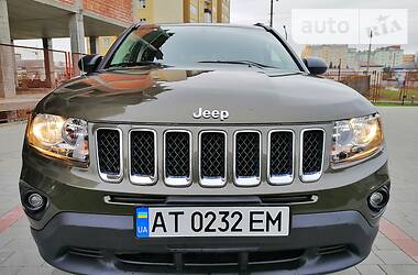 Внедорожник / Кроссовер Jeep Compass 2015 в Ивано-Франковске