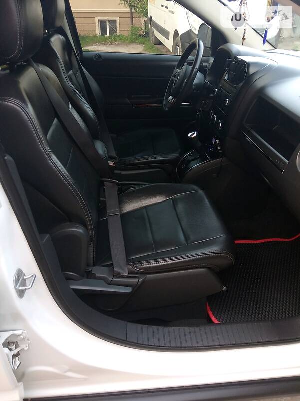 Внедорожник / Кроссовер Jeep Compass 2012 в Тернополе