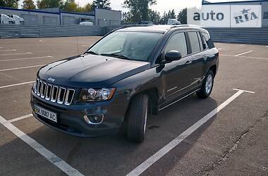 Внедорожник / Кроссовер Jeep Compass 2015 в Ровно