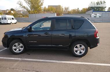 Внедорожник / Кроссовер Jeep Compass 2015 в Ровно