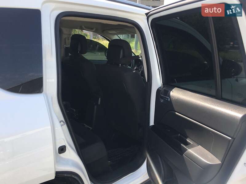 Внедорожник / Кроссовер Jeep Compass 2014 в Тернополе