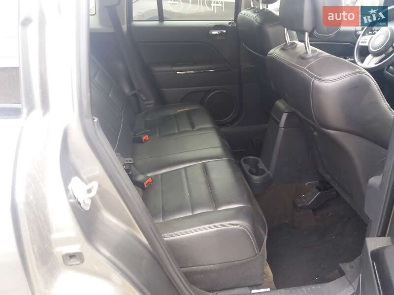 Внедорожник / Кроссовер Jeep Compass 2013 в Запорожье